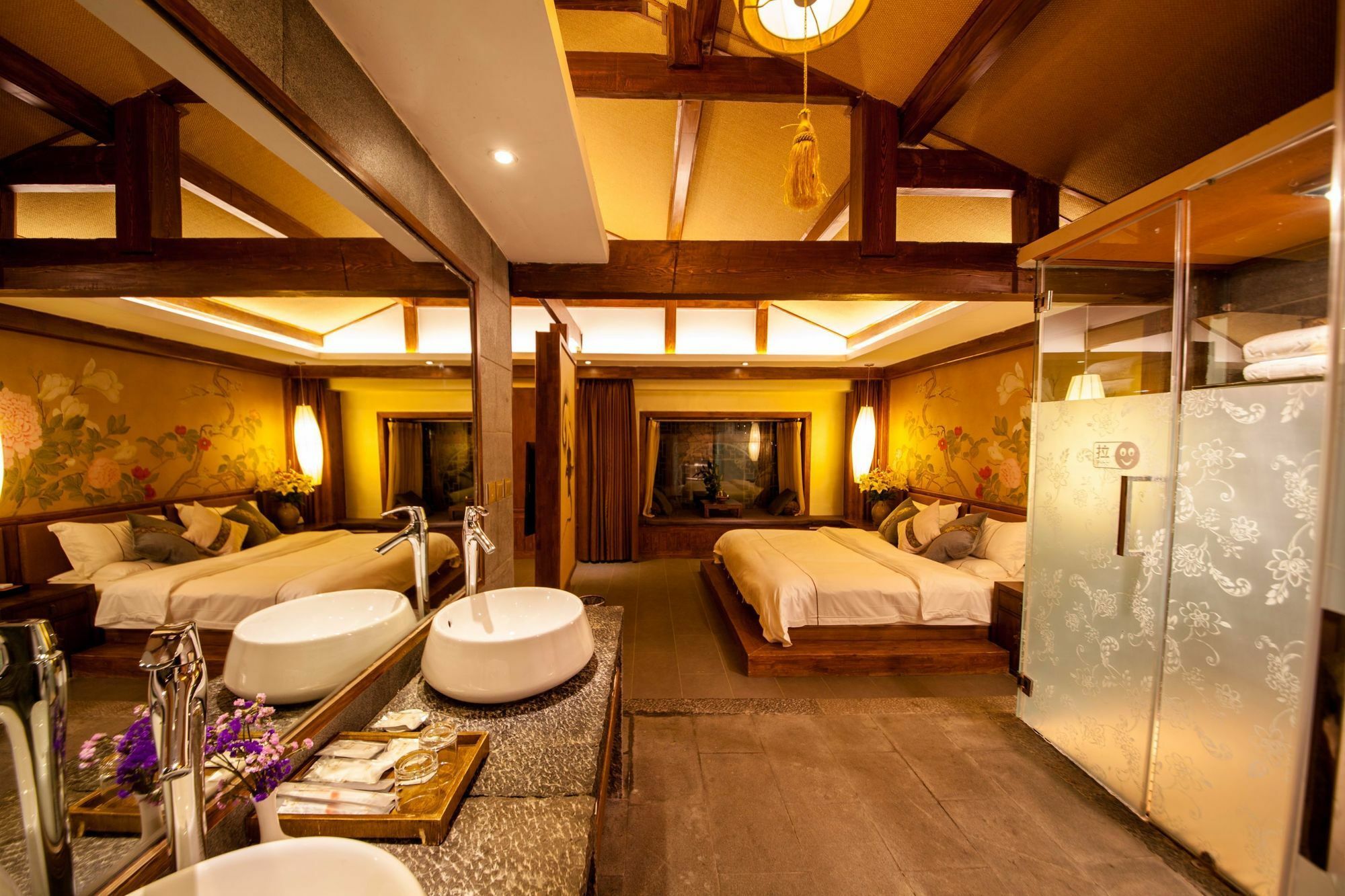 Walden Hotel Лицзян Экстерьер фото